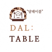 Logo DAL TABLE RESTAURANT & PIZZA