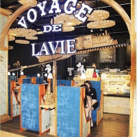 Logo Voyage De Lavie Coffee