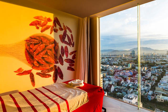 Khu Spice Spa sang trong so huu tam nhin bao quat thanh pho