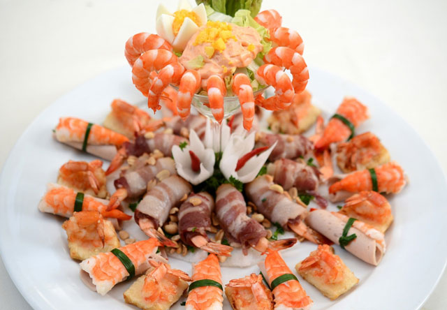 Ẩm thực hấp dẫn tại Diamond Place