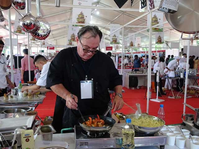 am thuc phap viet trong mon an cua didier corlou