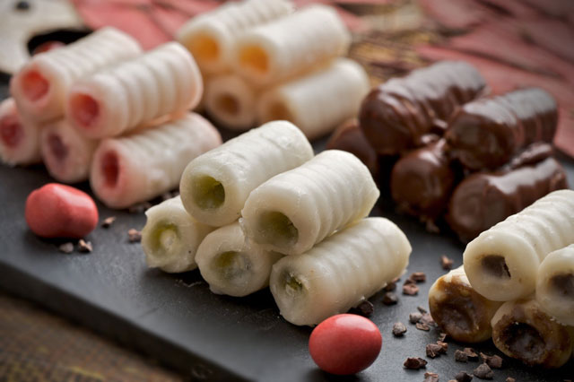 banh khuc xuong huesos de santo