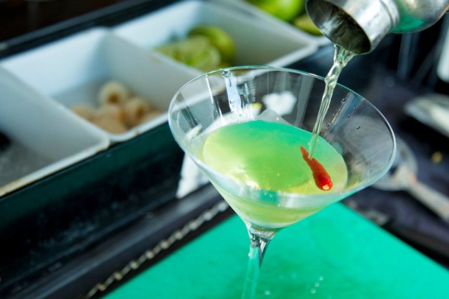 bartender o le meridien saigon