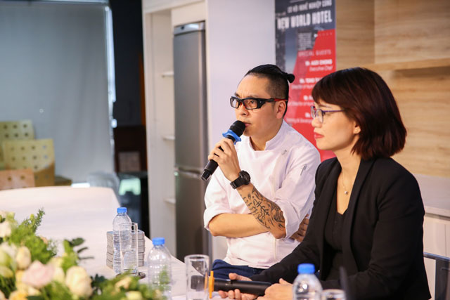 Bếp trưởng điều hành Alex Chong