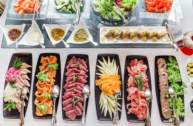 buffet ngay nay rat da dang phong phu