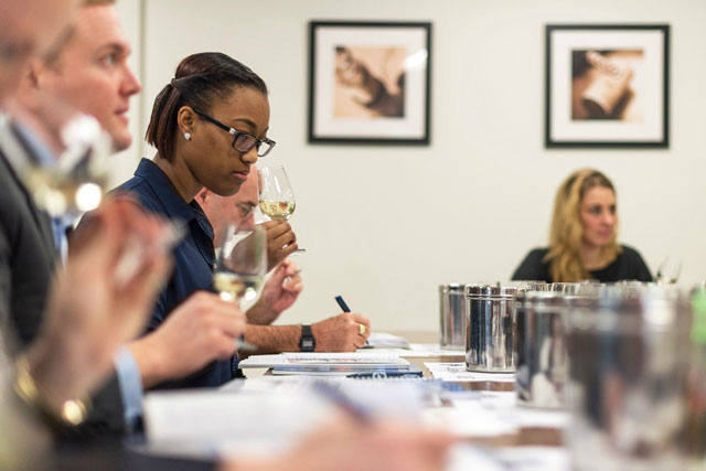 chứng chỉ WSET uy tín