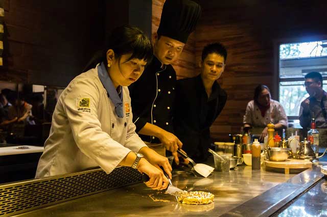 chuong trinh tai nha hang lion city