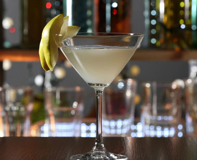 cocktail pear martini thanh khiet