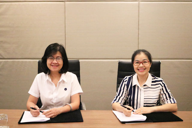 Đại diện thương hiệu Novotel ký kết hợp tác