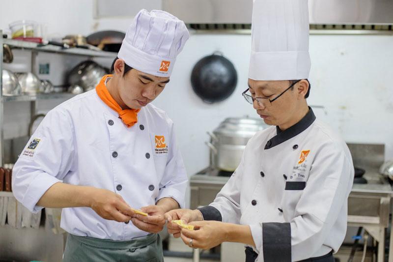 dau bep trau doi de moi ngay tien bo