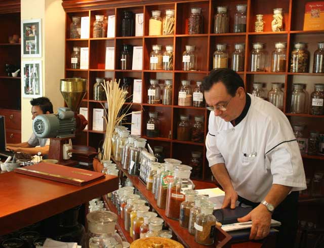 didier corlou thich tim hieu gia vi viet