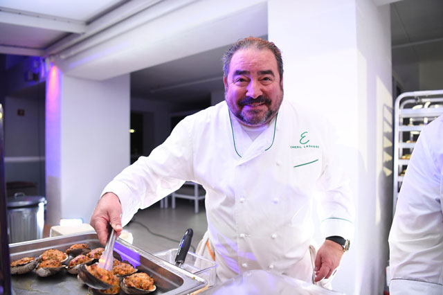 emeril lagasse co gang ren luyen
