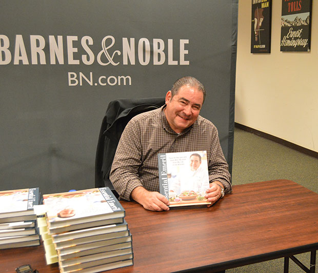 Emeril Lagasse truyền cảm hứng cho những người đam mê Ẩm thực