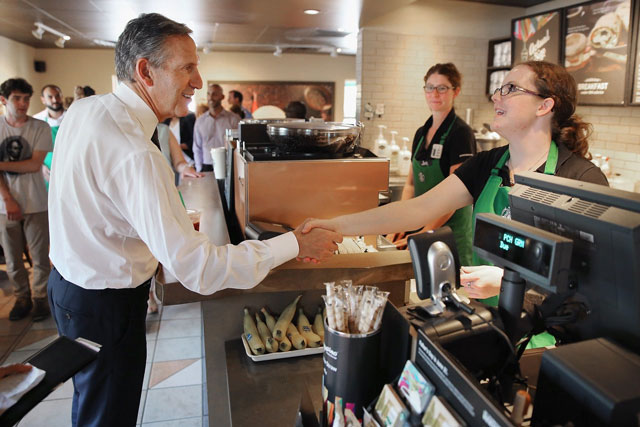 howard schultz luon quan tam nhan vien