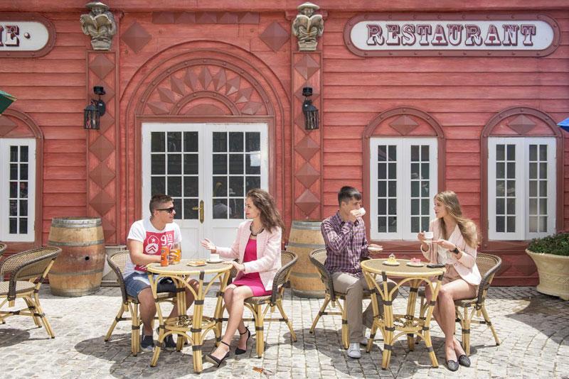 khong gian am thuc tai ba na hills