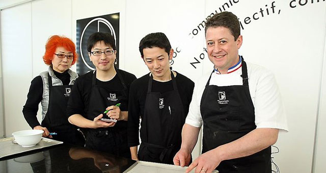 mở trường dạy làm bánh và kinh doanh