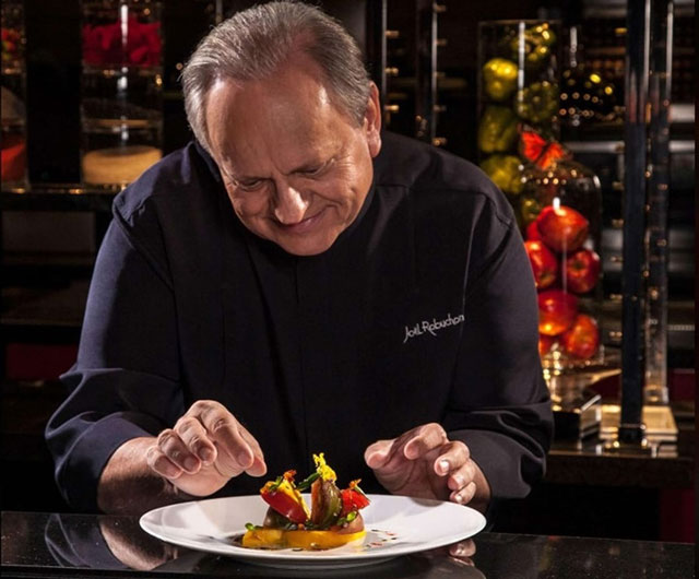 mon an cua joel robuchon luon tao an tuong