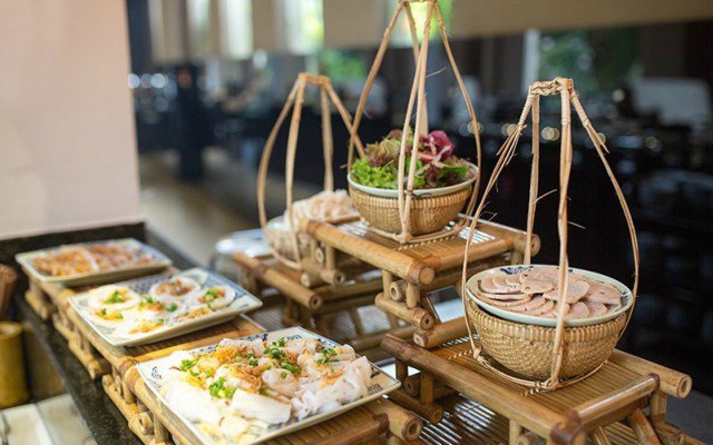 mon an viet nam tai melia resort da nang