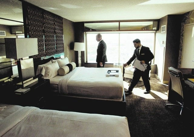 room division manager quan ly chat luong dich vu luu tru