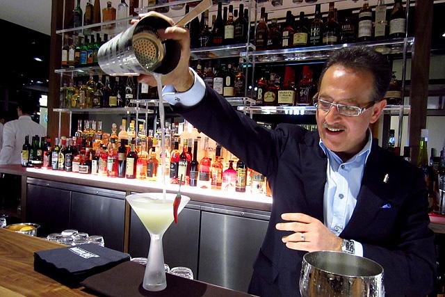 salvatore dat den trinh do bac thay trong nghe pha che