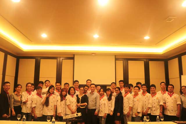 tham gia sheraton hotel tour