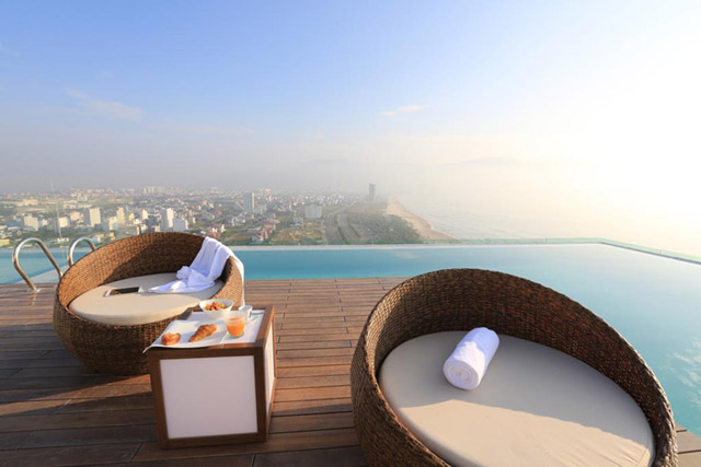 tam nhin ly tuong a La Carte Đa Nang Beach