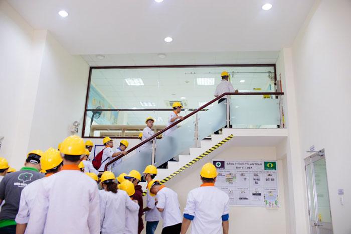 tham quan nha may ajinomoto