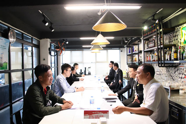 Doanh nghiệp chia sẻ, trao đổi, tìm hiểu năng lực ứng viên