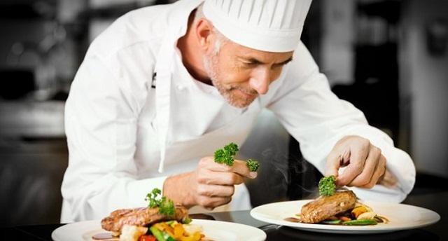 trach nhiem cua bep truong nha hang khach san