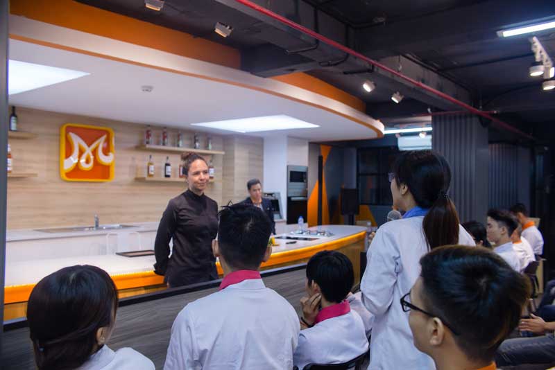 trao doi ve nghe bep cung chef annie