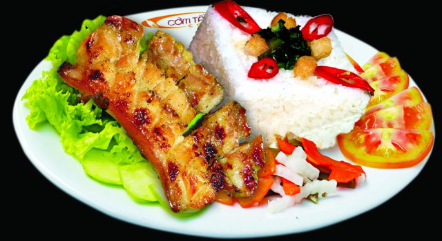 tuyen dung tu com tam cali