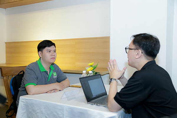 Học viên HNAAu…